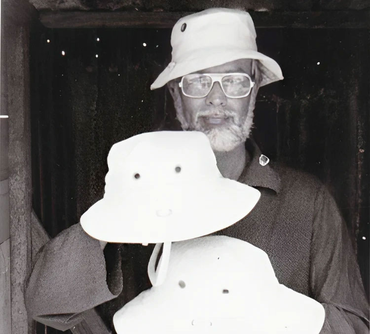 In 1980, A Man On The Great Lakes Needed A Great Hat